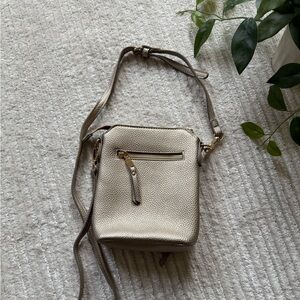 Metallic Gold Crossbody Purse Full Zipper Pocket and Card Slots